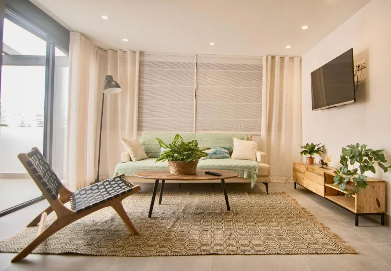 Amazing Old Town Penthouse II - Eaw Homes contacts